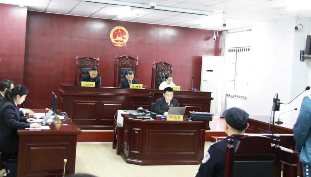 巢湖法院深入监狱开庭审理一起服刑人员再犯罪案件