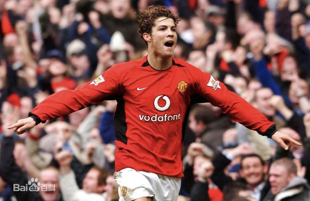 2007年c罗小鸟射门事件——一杆金枪打遍英超无敌手