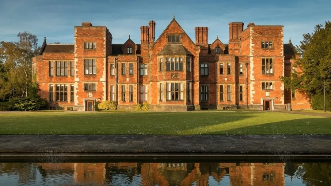 英国约克大学预科本校区与伦敦校区选哪个