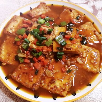 葱伴侣豆瓣酱能蘸善炒 家常酱烧豆腐,比肉香!