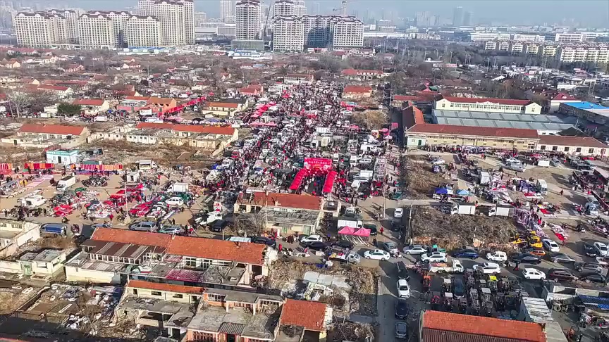 青岛市城阳区红岛街道:赶年货大集 品浓浓年味