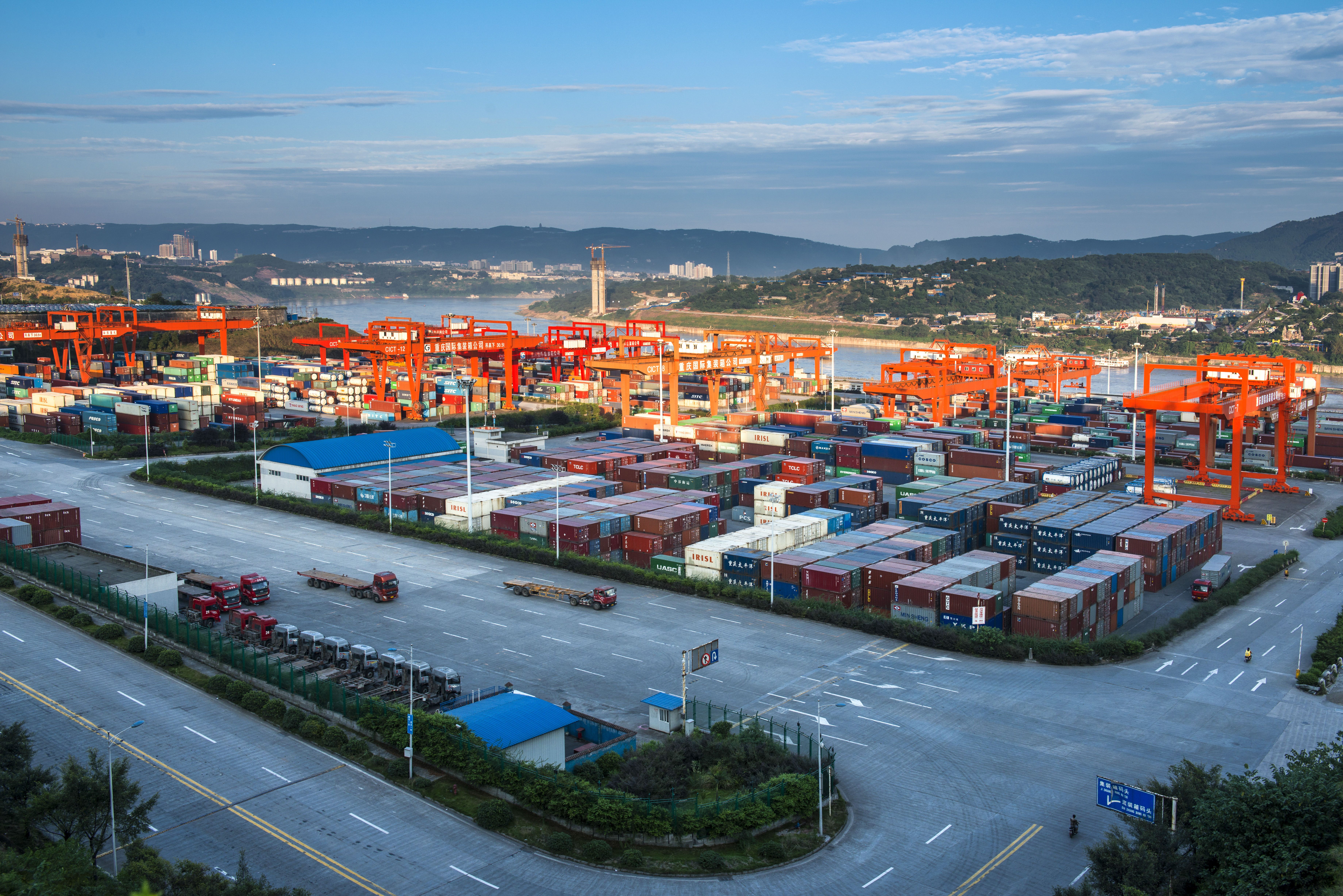 贡献了全市约70%的进出口贸易总额 2021年重庆自贸试验区交出漂亮成绩