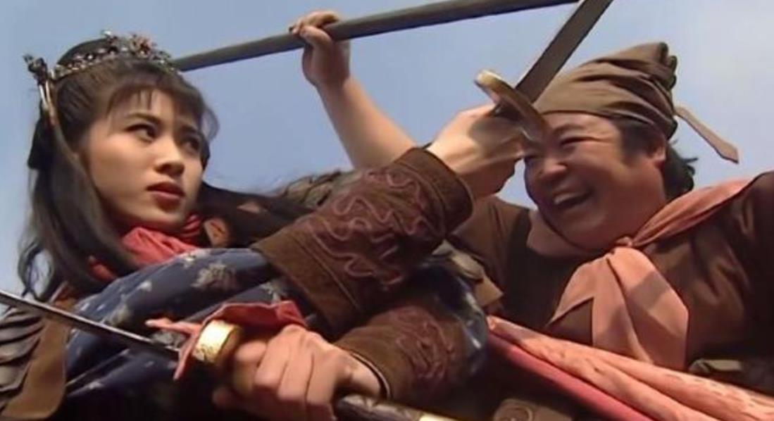 梁山最后一战,扈三娘晚上去找林冲?两人见面后究竟做了什么?