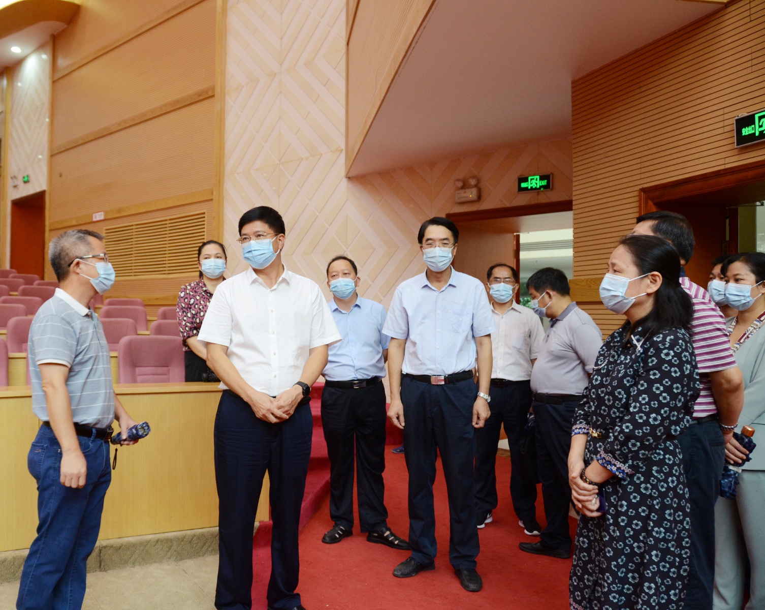 王建毅检查政协崇左市五届一次会议筹备工作
