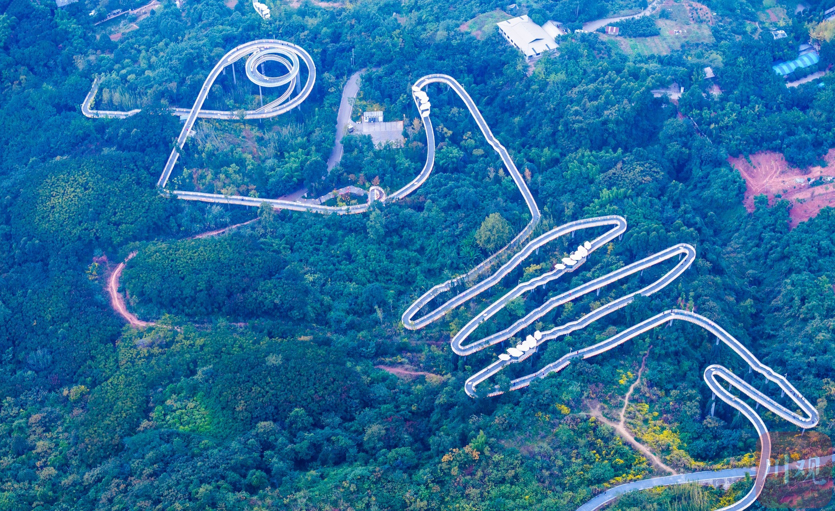 c视觉·云游天府92︱云端漫步 龙泉山高空栈道浪漫打卡新地标