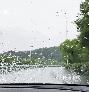 汽车挡风玻璃刮不干净？因为油膜的存在，学会这个方法去除它！-有驾