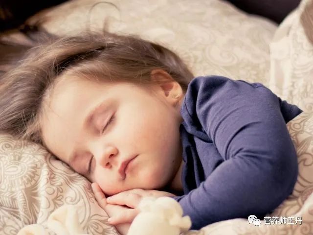 越早会笑的婴儿宝宝越聪明!