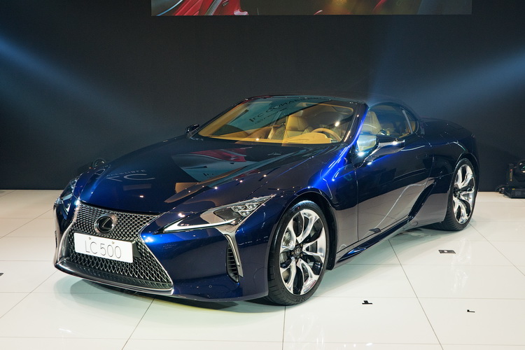 雷克萨斯lc convertible这款双门轿跑近期市场表现情况如何