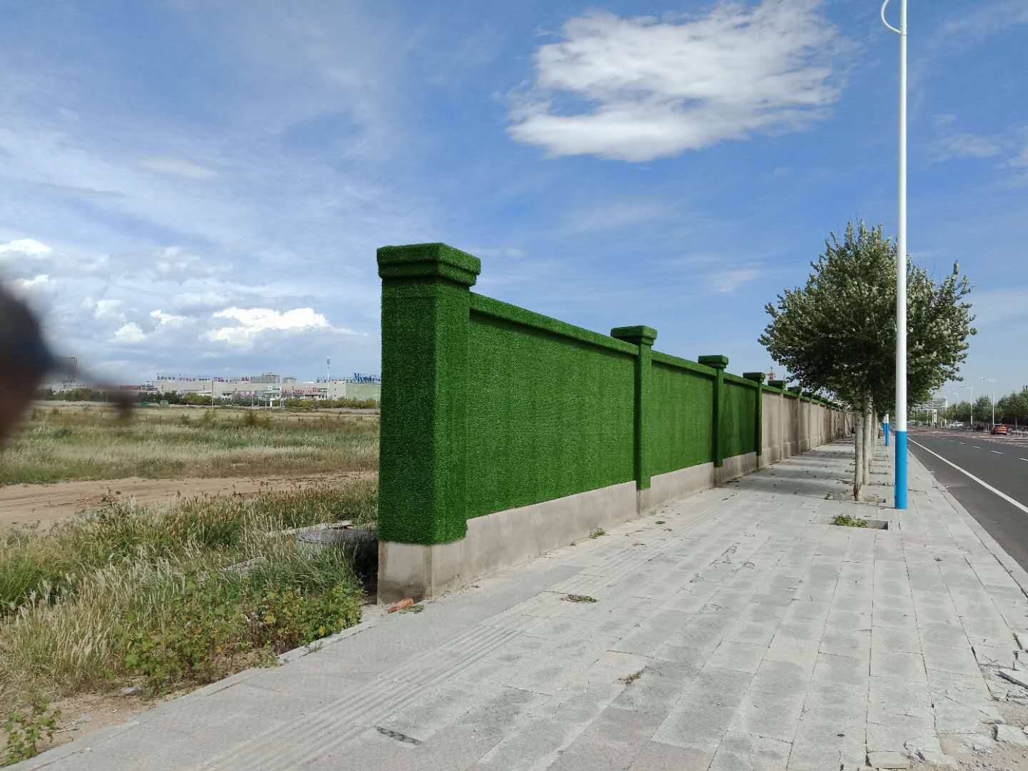 临时围挡草皮,工地围挡草皮是什么材料