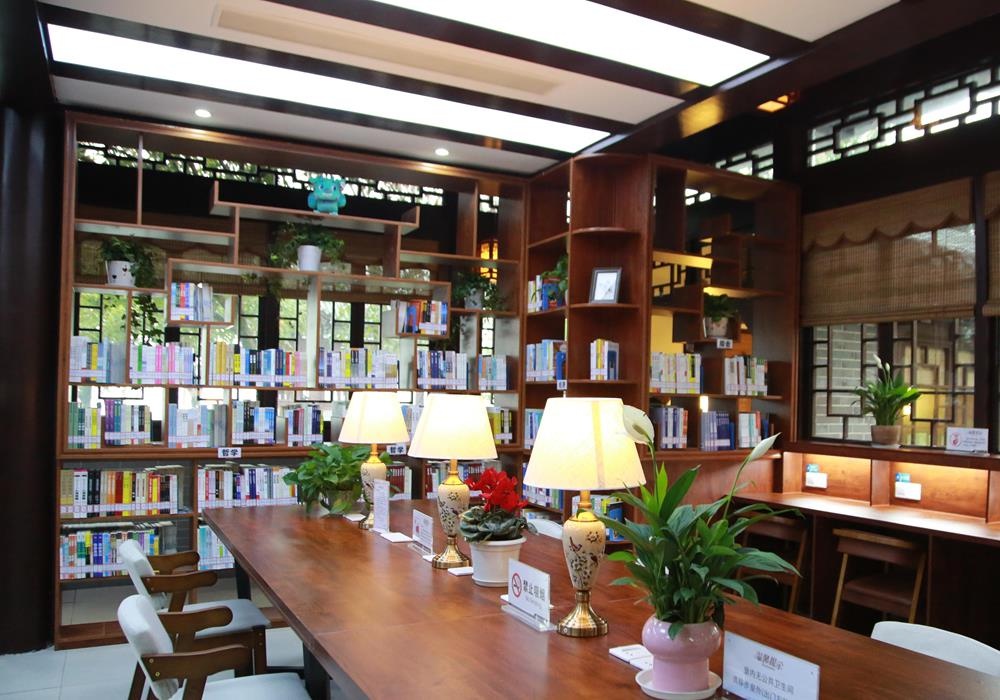 泸州市图书馆百子图文化长廊城市书房正式建成开放