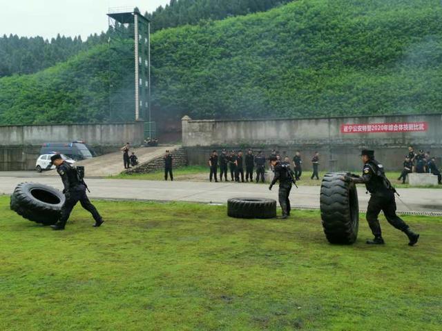 遂宁特警图片