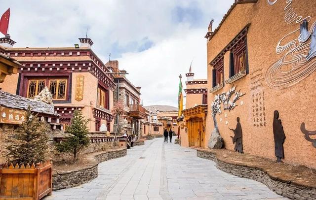 万千气象看甘孜丨③从以文促旅到以旅彰文甘孜百姓在家门口吃上旅游饭