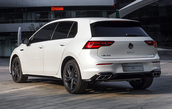 大众全新高尔夫实拍,内外都有高颜值,这项配置和保时捷一样