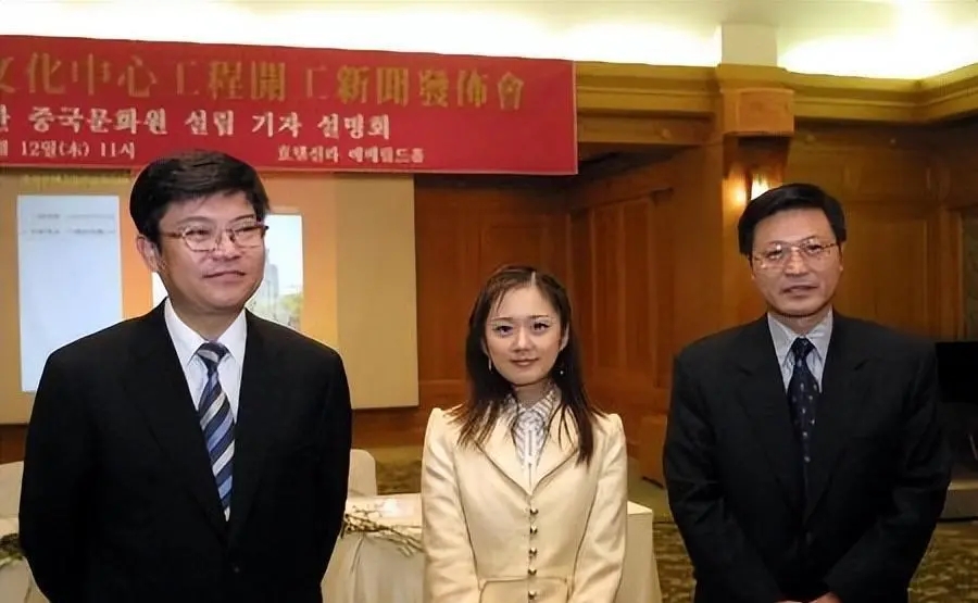 驻韩大使因妻子沦为"间谍",升任外交部副部长后,多次对韩泄密