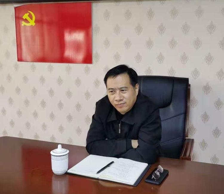 倪美平一行莅临铁丝塘联合学校调研"校联体"改革工作