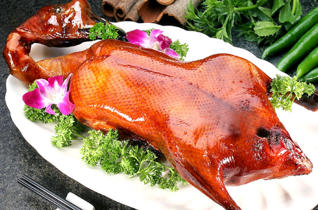 广东烧鹅vs北京烤鸭,到底哪个更好吃?