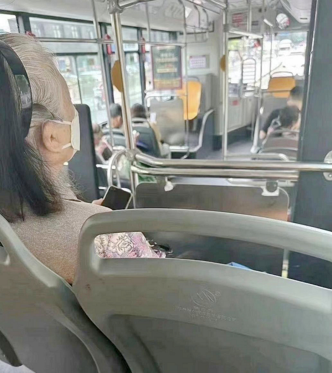 不要小看任何一个阿姨