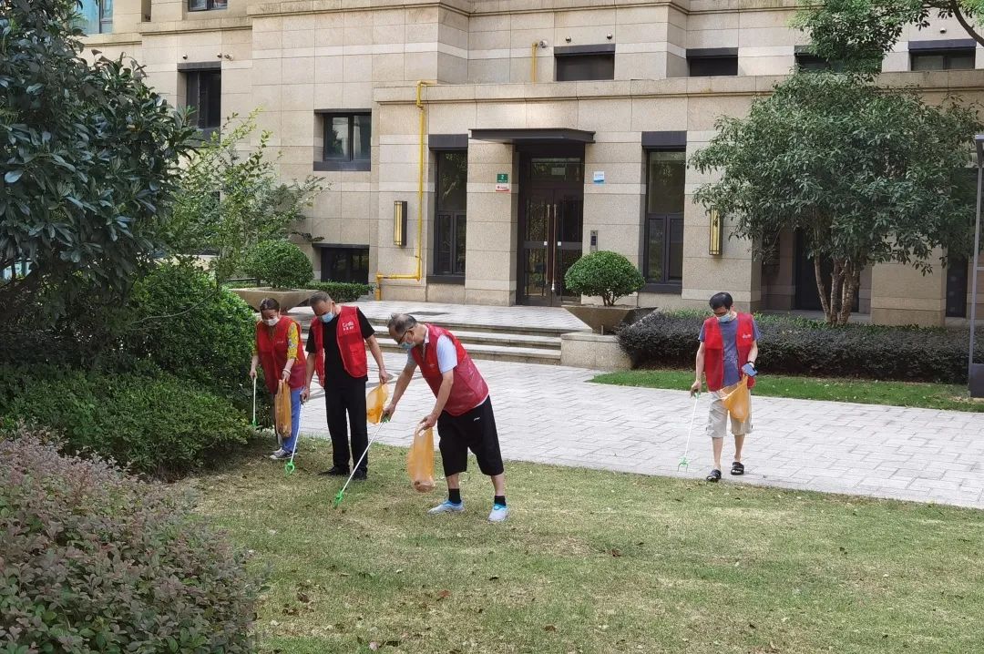 金海街道龙潭社区这样做