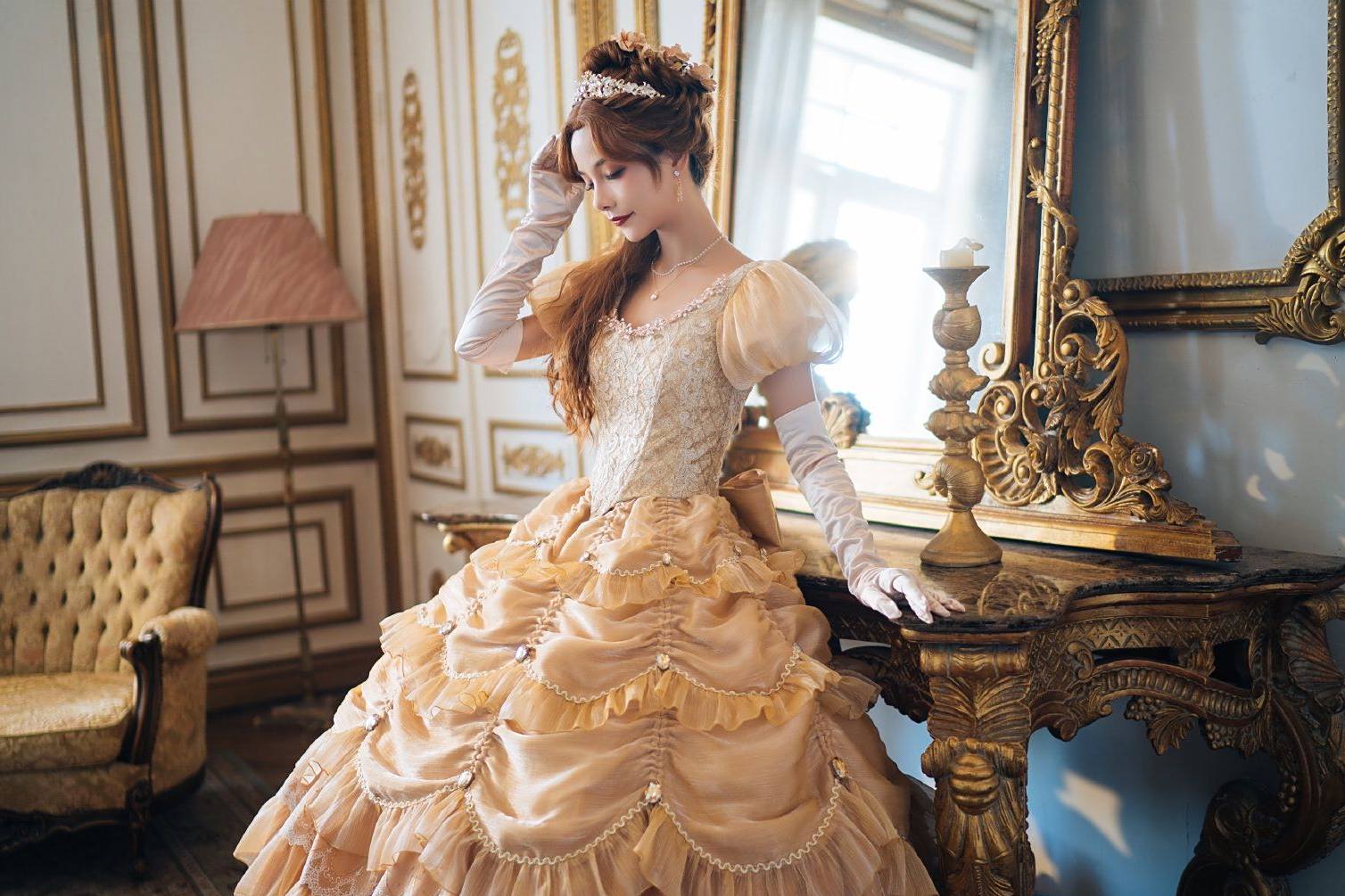 这才是真正的"在逃公主"!lo娘穿上洛丽塔礼服裙,优雅又显气场