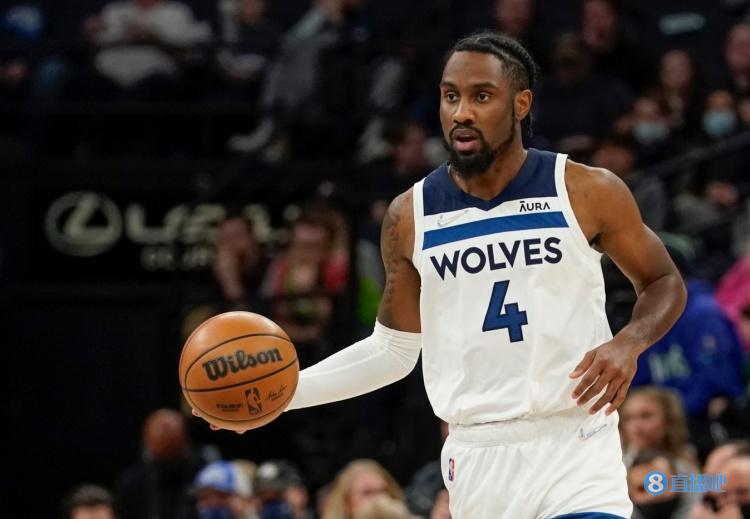 诺威尔谈第四节表现:我刚进入状态 感觉我需要做点什么