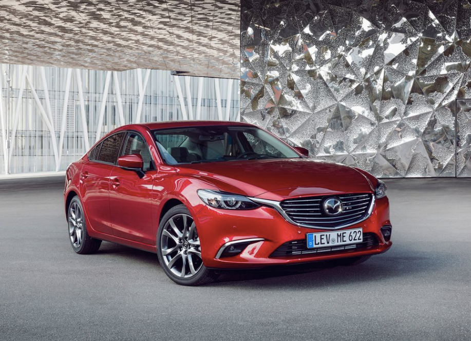 马自达系列的车有什么缺点?空间有点急促,价格飘忽不定