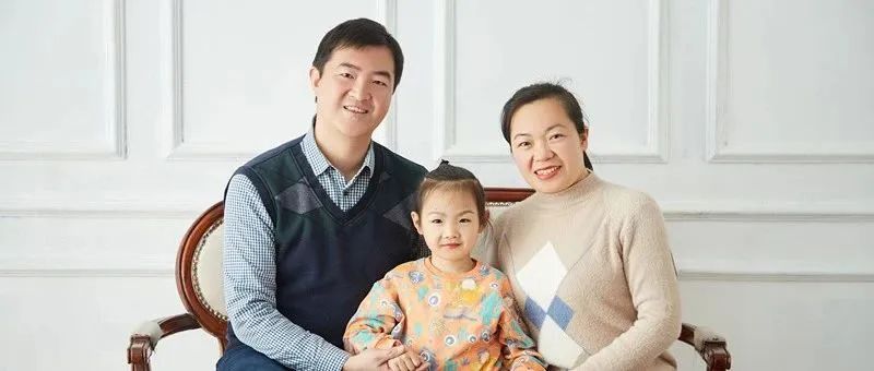 「最美家力量」袁金华家庭:十年筑一园,传扬家国情