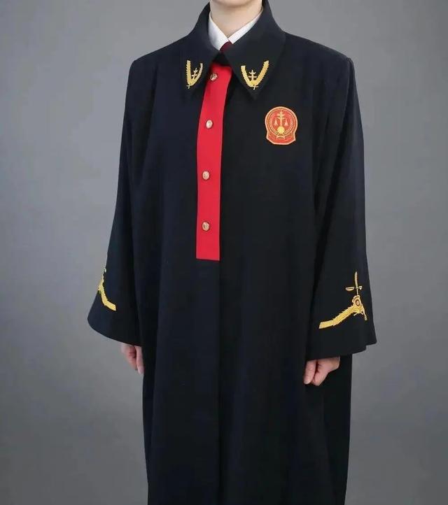 公务员服装种类多,这6部门上班穿制服,给谁配发有明确规定