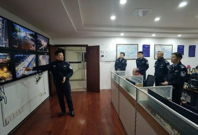 王永章实地调研指导道路交通秩序大整治大提升行动