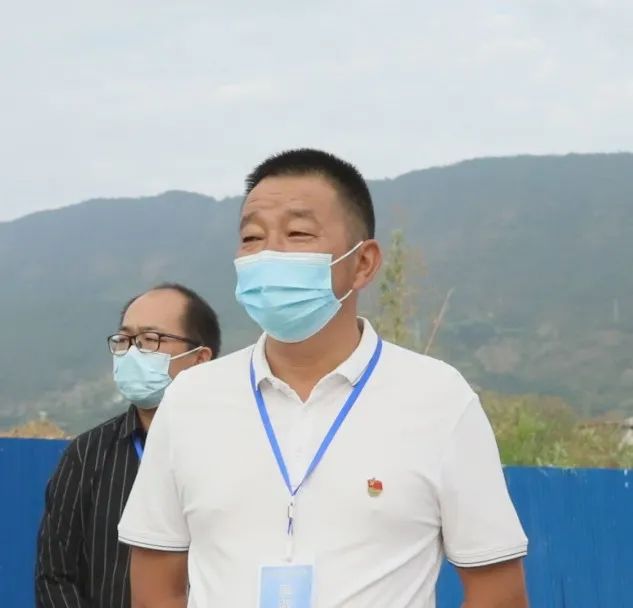 县委书记马子兴到施甸一中高考考点巡视