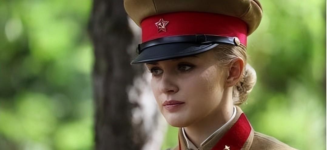 乌克兰女演员娜塔莎:我宁愿为国牺牲,网友:希望你平安归来