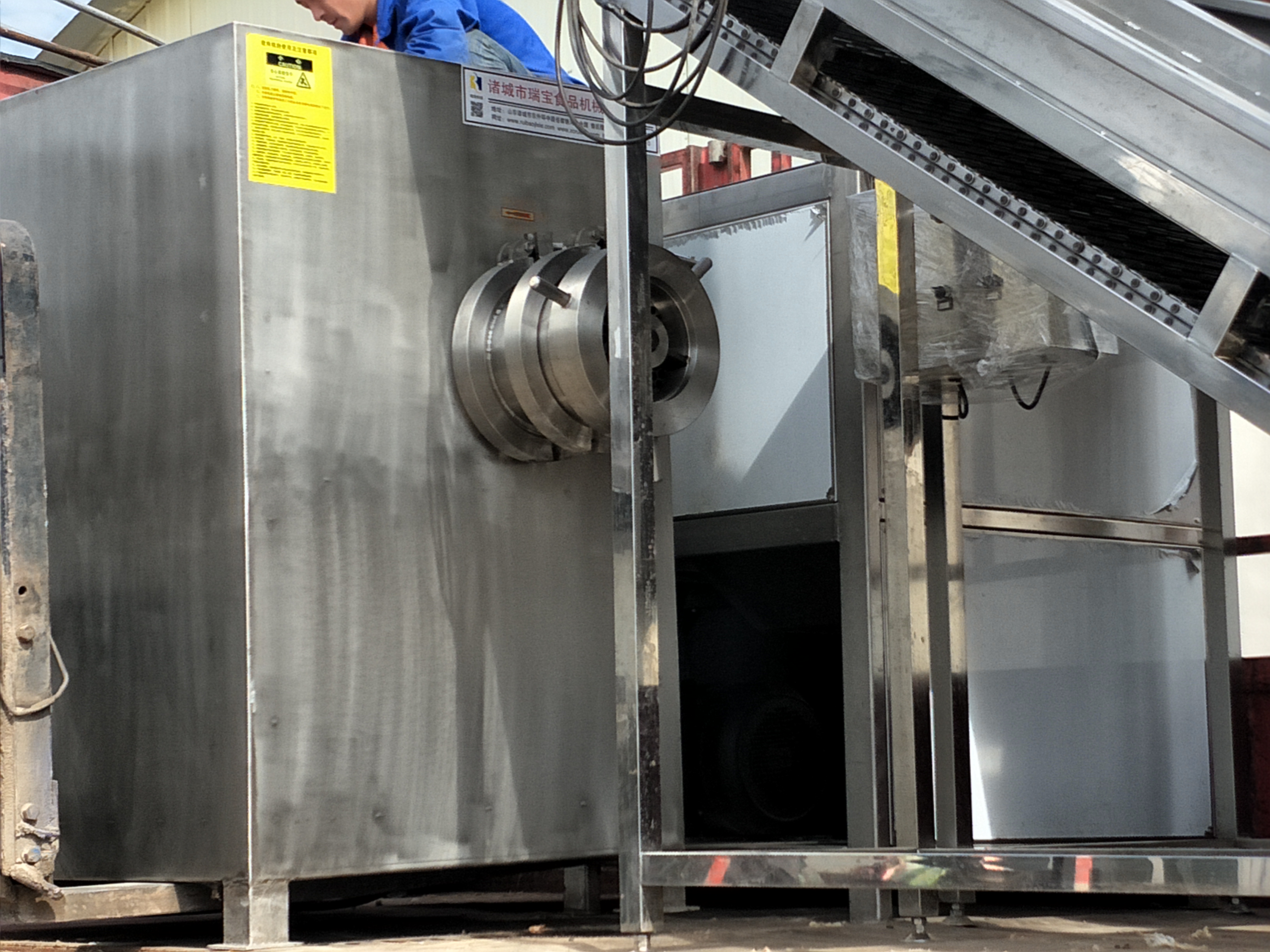 新款型冻盘绞肉机 宠物食品加工破碎绞肉机 生物提取样品碎泥设备