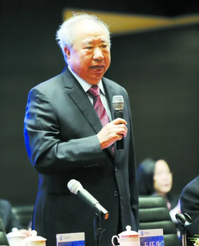 40岁开始创业,如今身价百亿,丹尼斯创始人王任生传之三