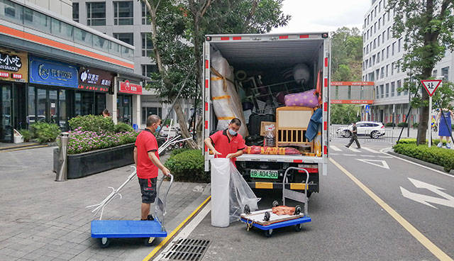 上海大众搬家公司-全国连锁品牌保障