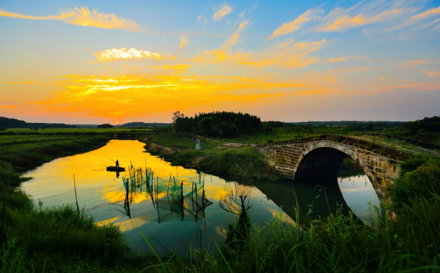 楚天首县恒久远,江夏风情万古流