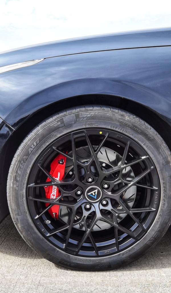 起亚k5凯酷dl3改装rotora罗托拉刹车王