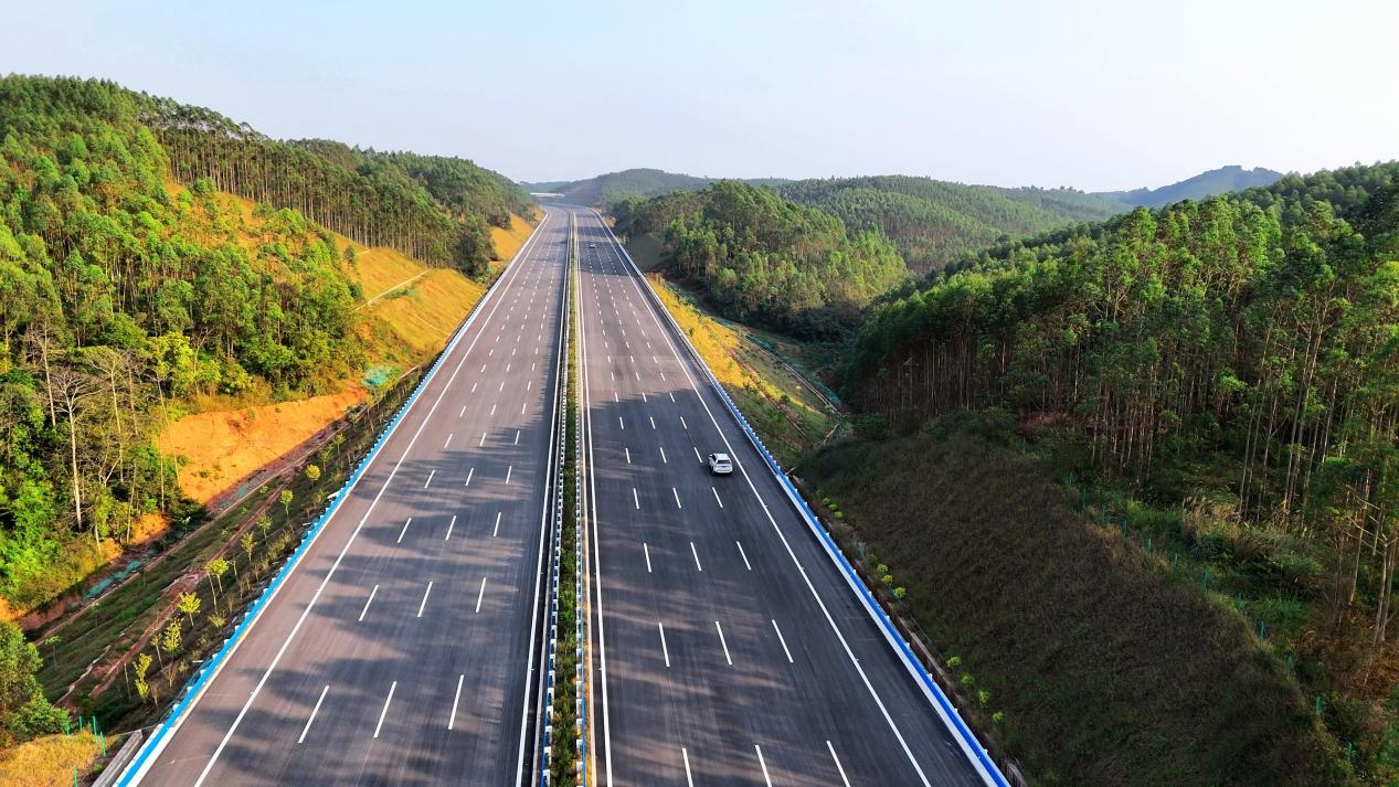 南宁上横高速公路图片