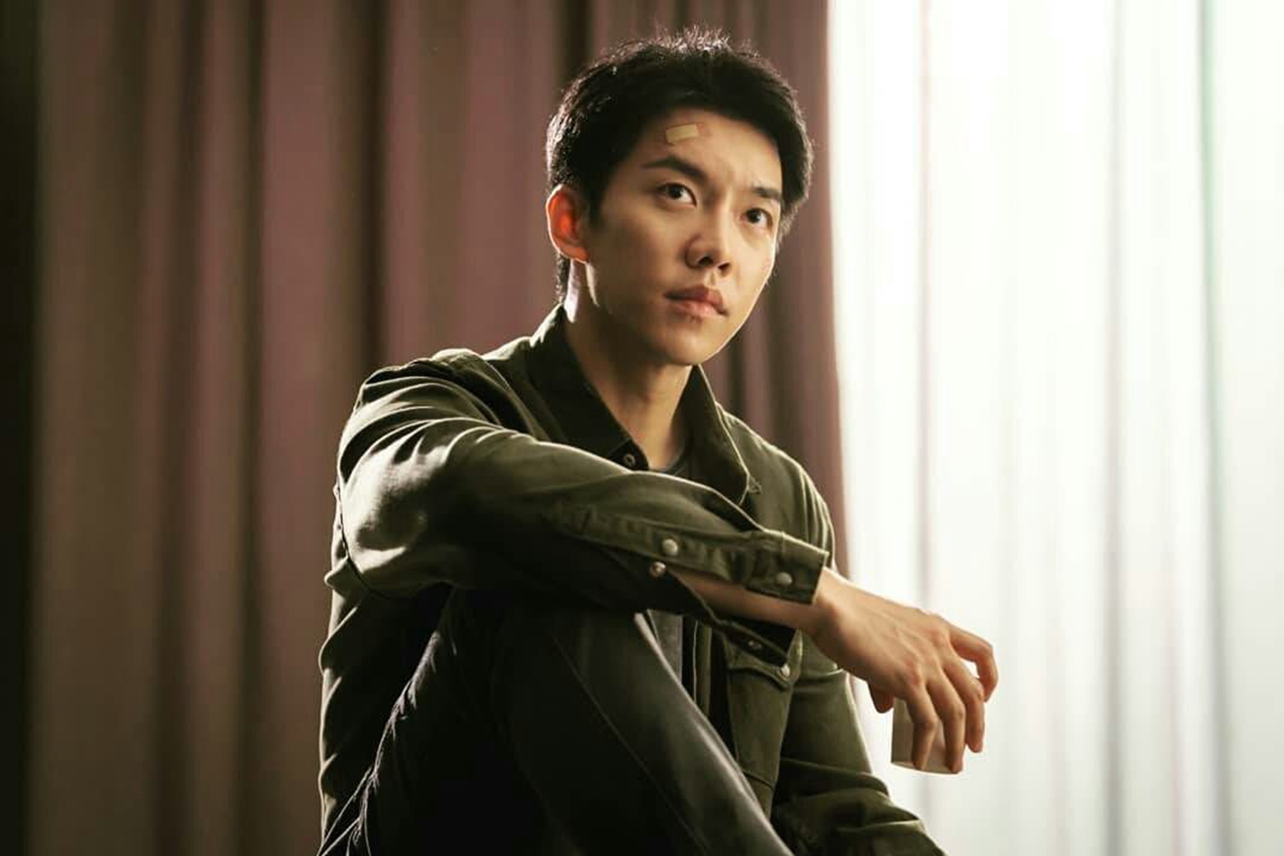 《窥探》男主为什么要杀奶奶?男主是谁演的?