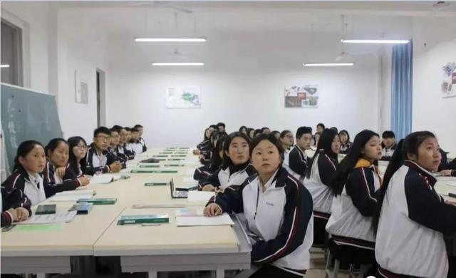 带你走进西安海棠技师学院电子商务专业