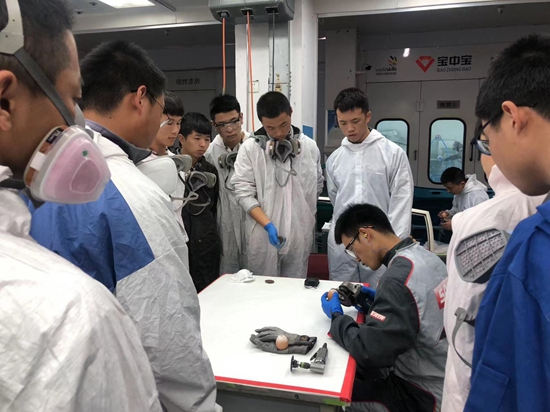 "新八级工"有了升级人生