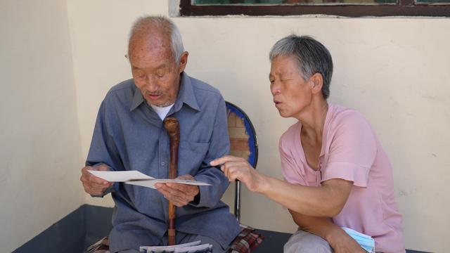 邯鄲九旬老人70年義務守護左權墓