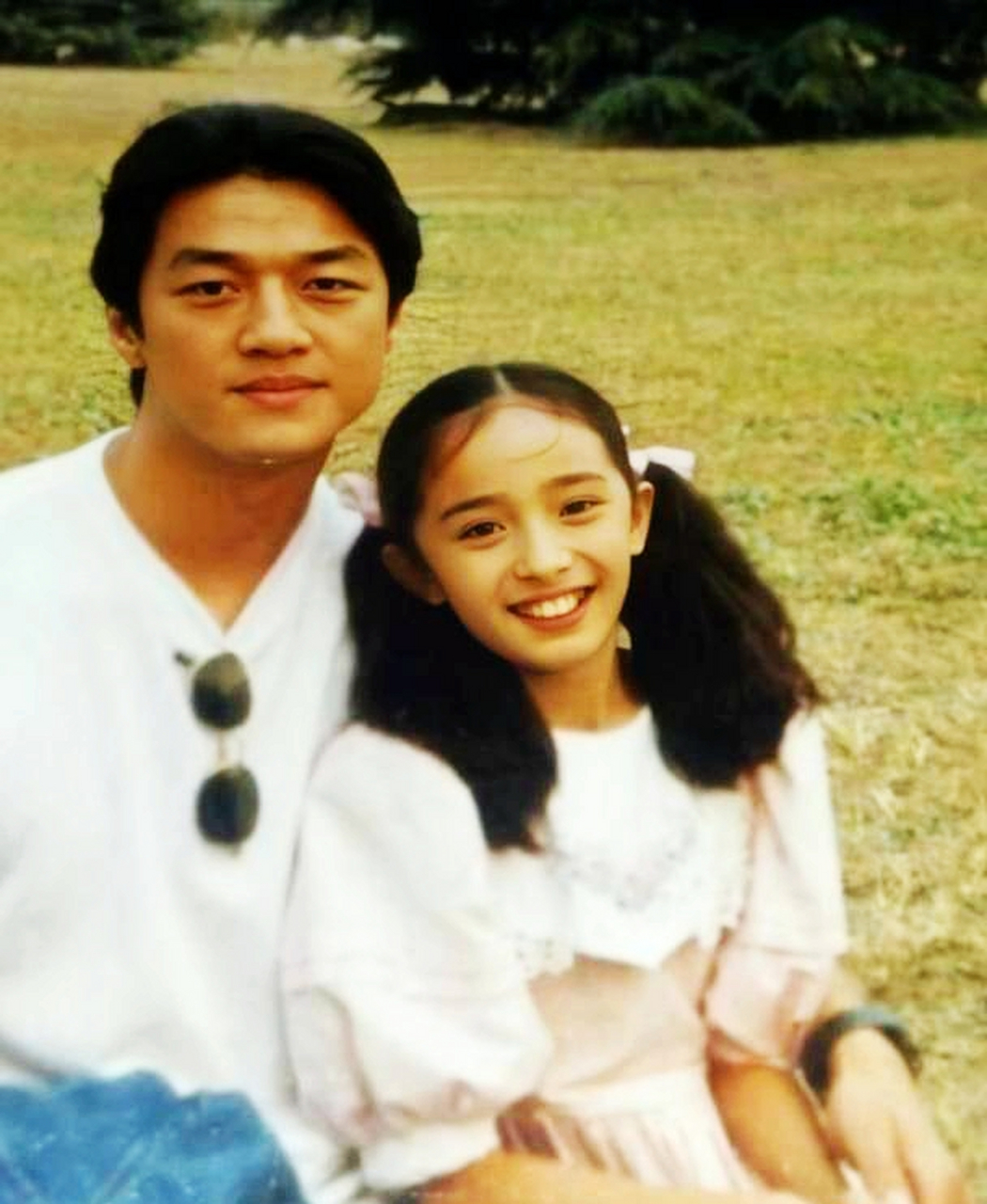 李亚鹏和杨幂是堂兄弟吗? 最近发现一张很有意思的图.