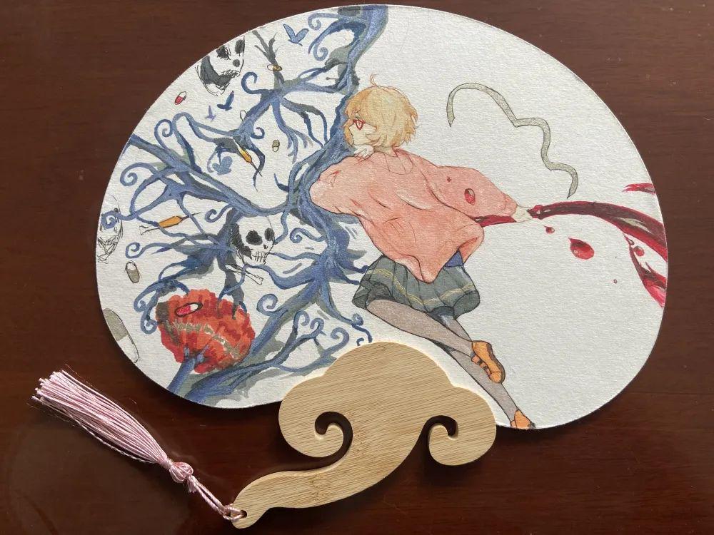 扇子上的禁毒,极美!