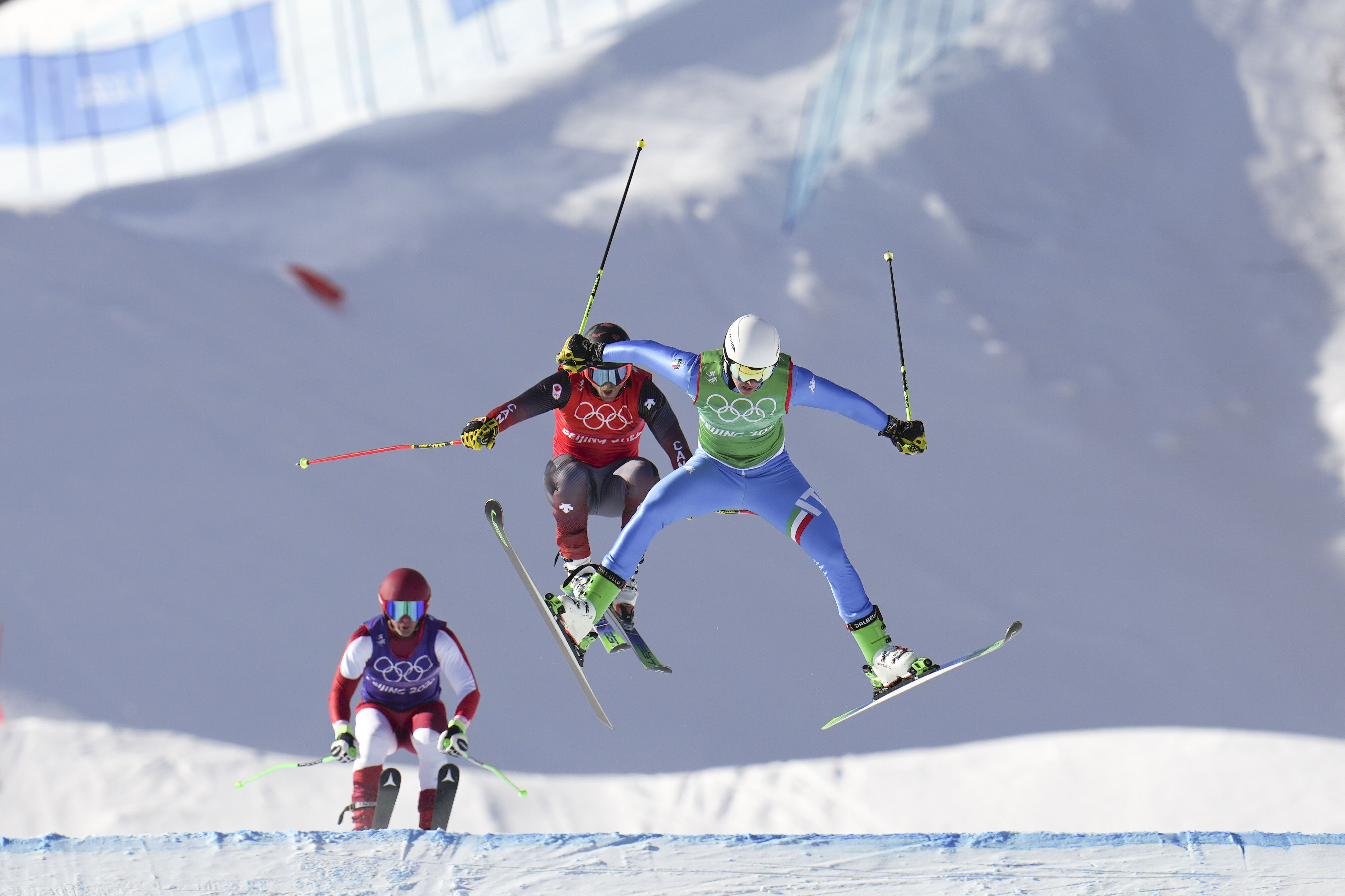 自由式滑雪障碍追逐图片