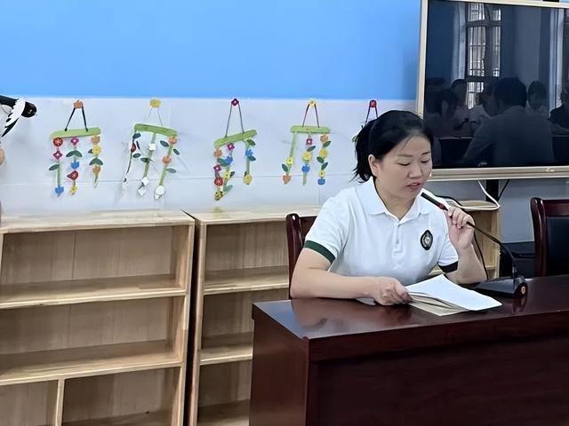 麻城市宋埠镇幼儿园师德师风专项会议暨期末表彰大会