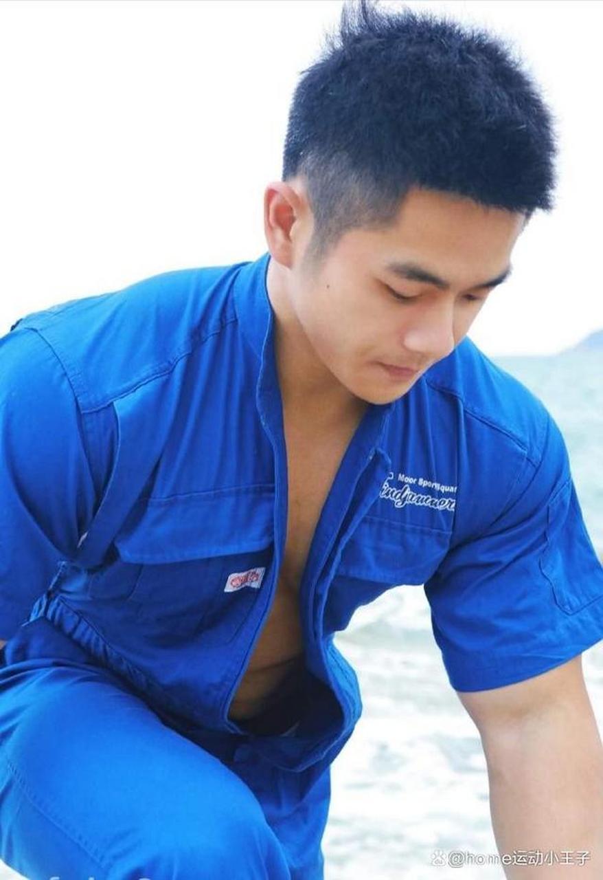 中国男人标准身材图片