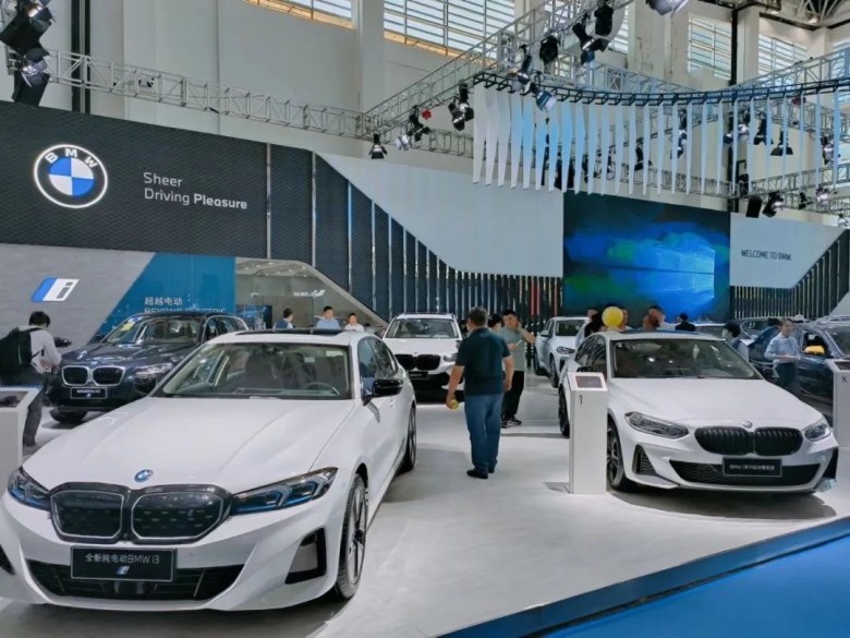 2023宁夏国际车展火热开幕,引爆汽车消费热潮!