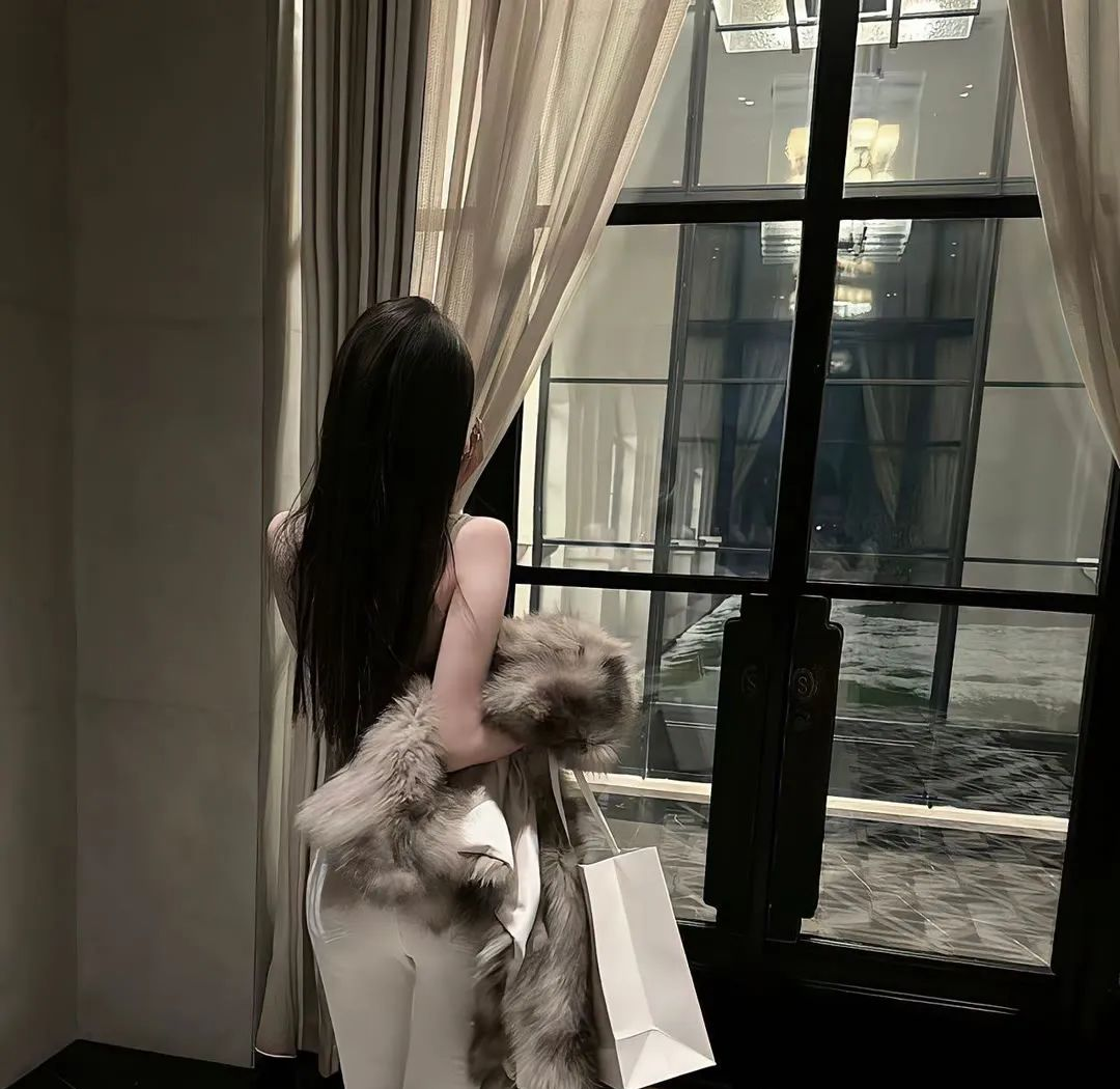 精选最新款女生微信头像,展现个性魅力与时尚品味