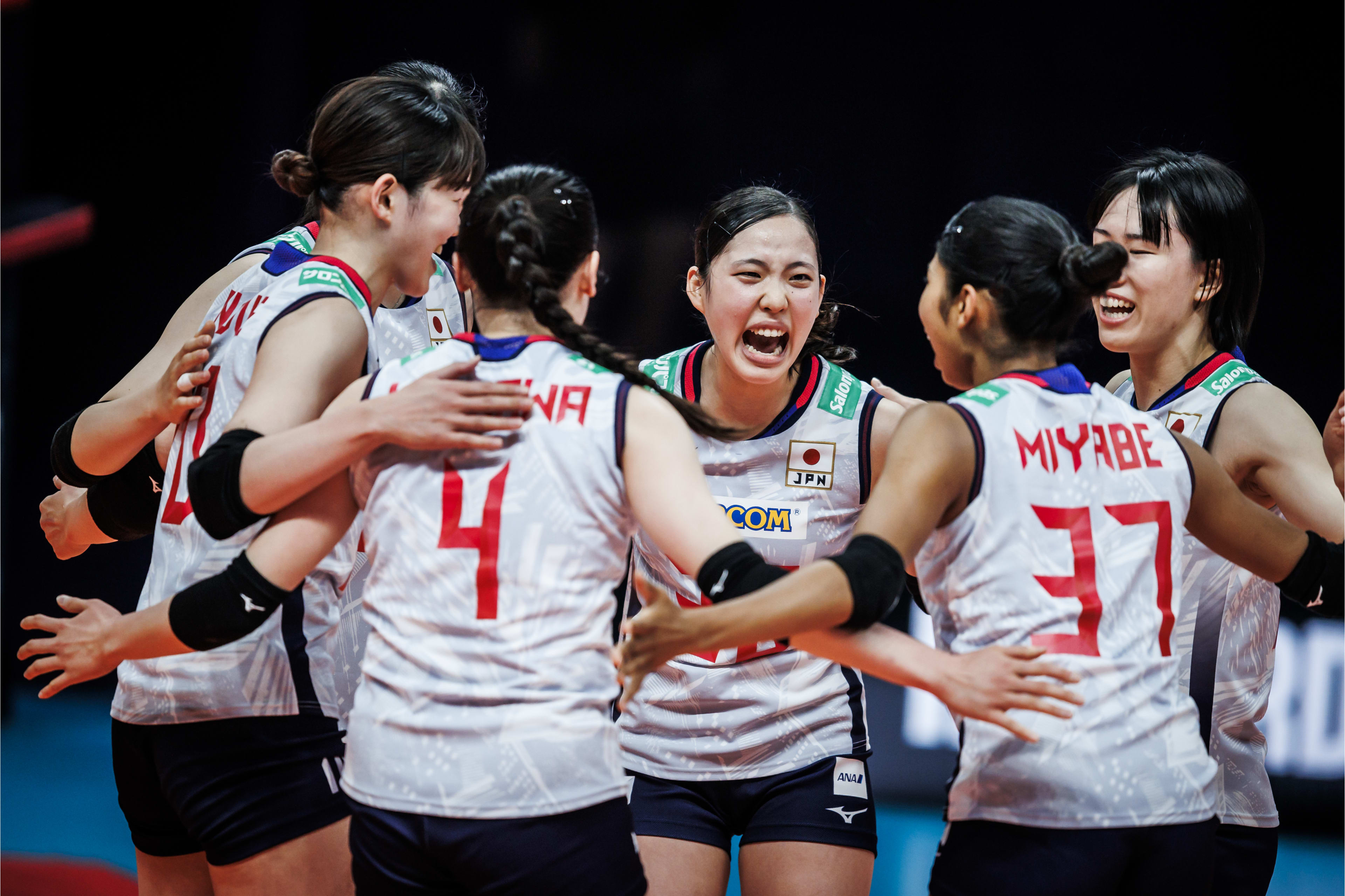 日本女排3比0完胜波多黎各队重燃八强希望之火
