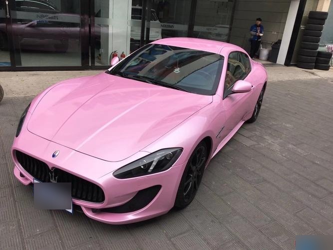 一台粉色玛莎拉蒂多少钱