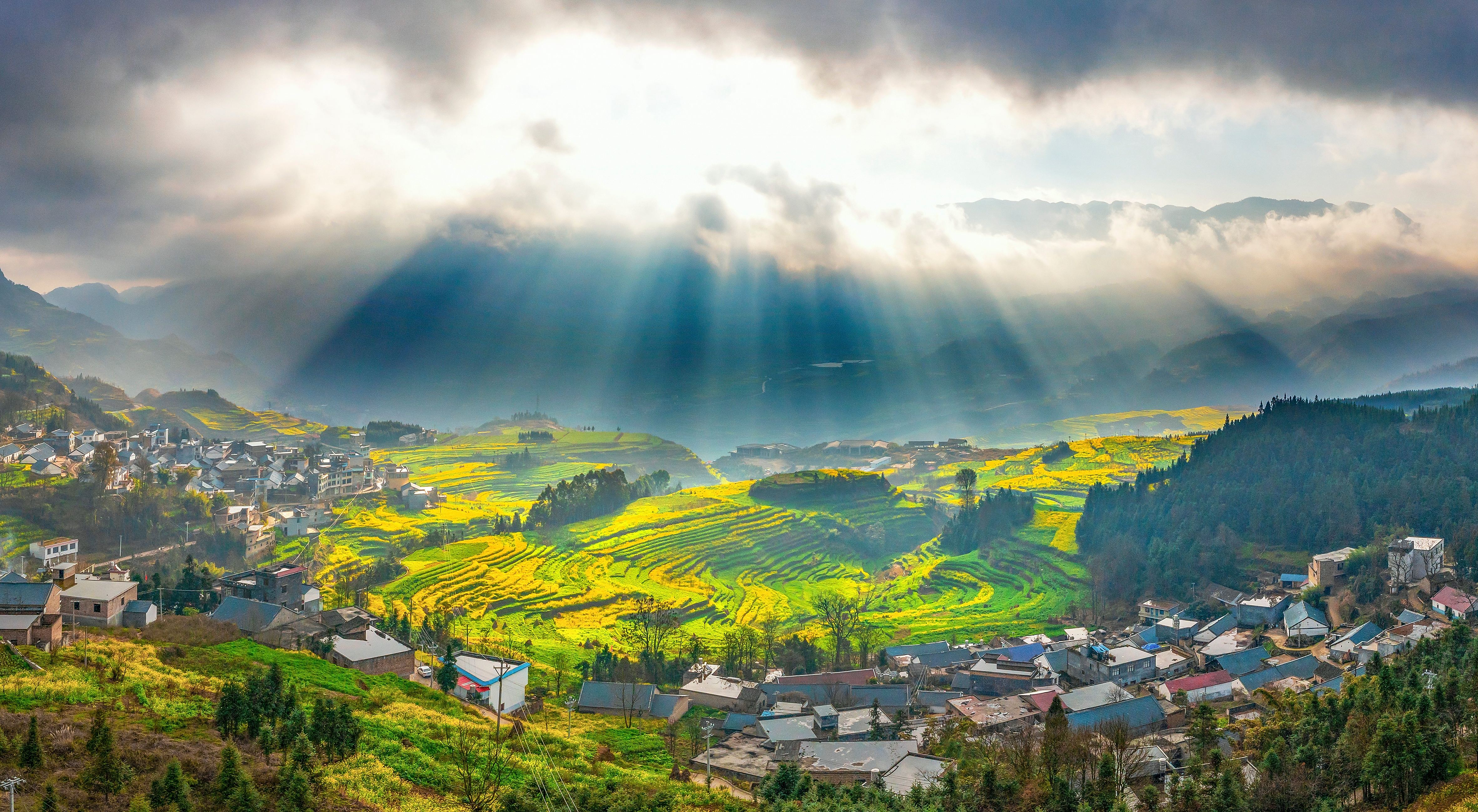 盘州市:镜头丨大美三月·金彩盘州 金染新民